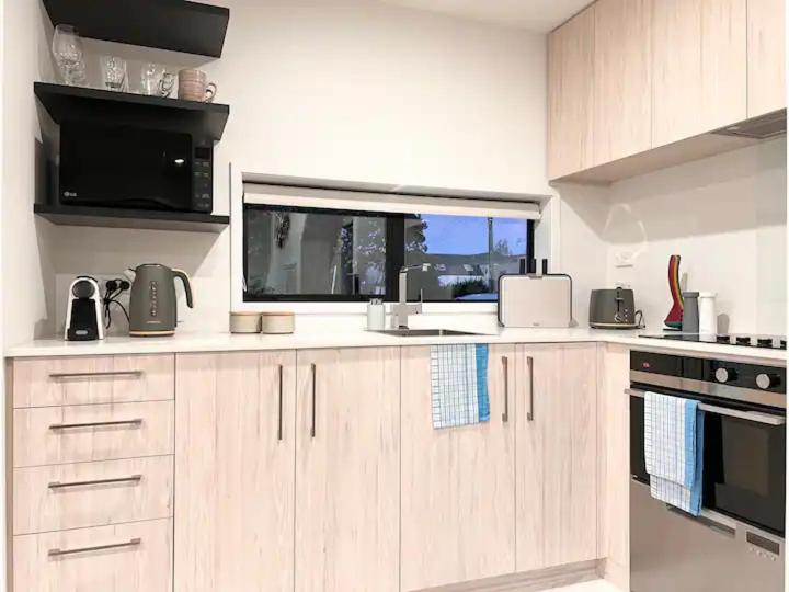 Christchurch Cbd Luxury Townhouse Buitenkant foto